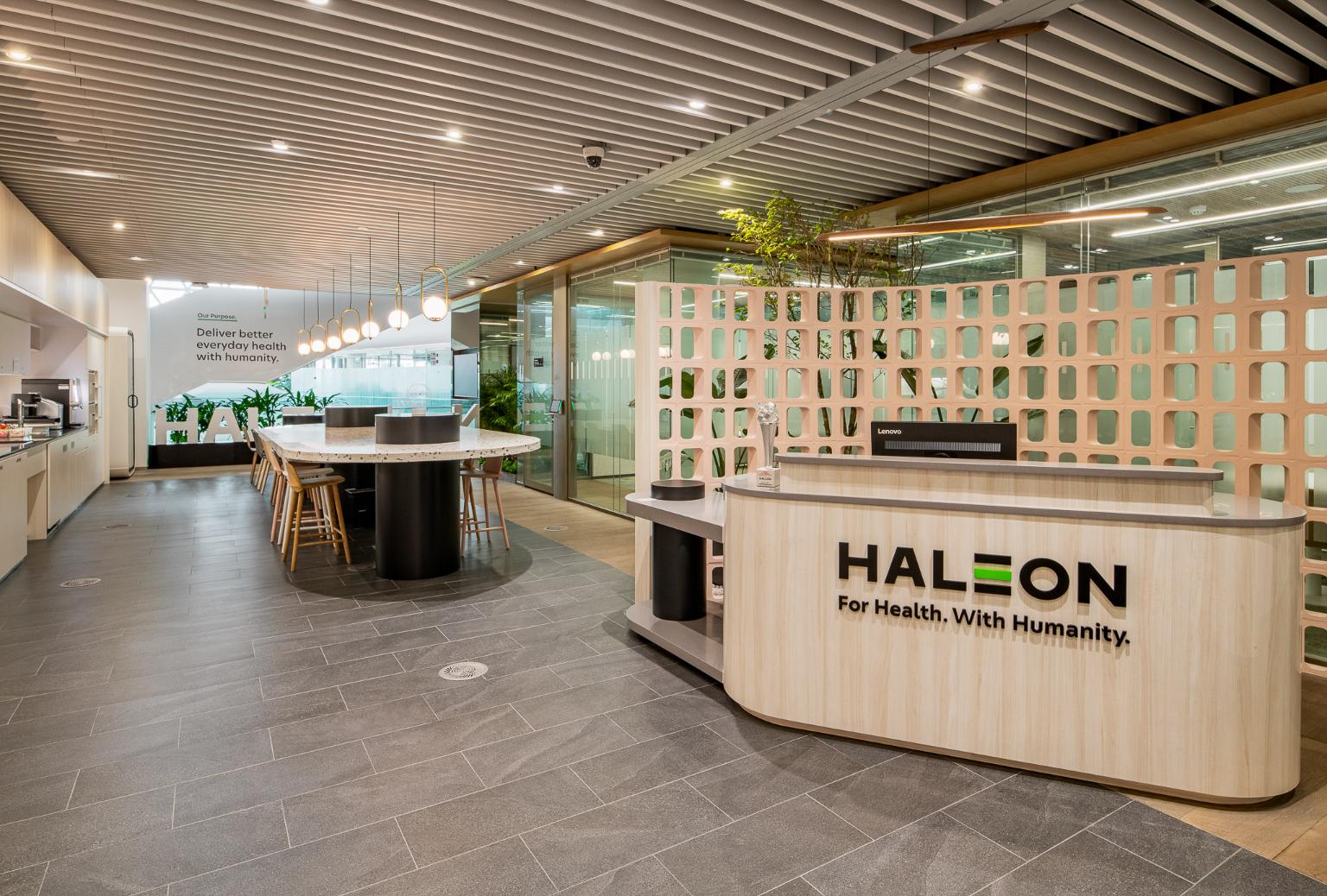 haleon-reception-area-healthcare-branding