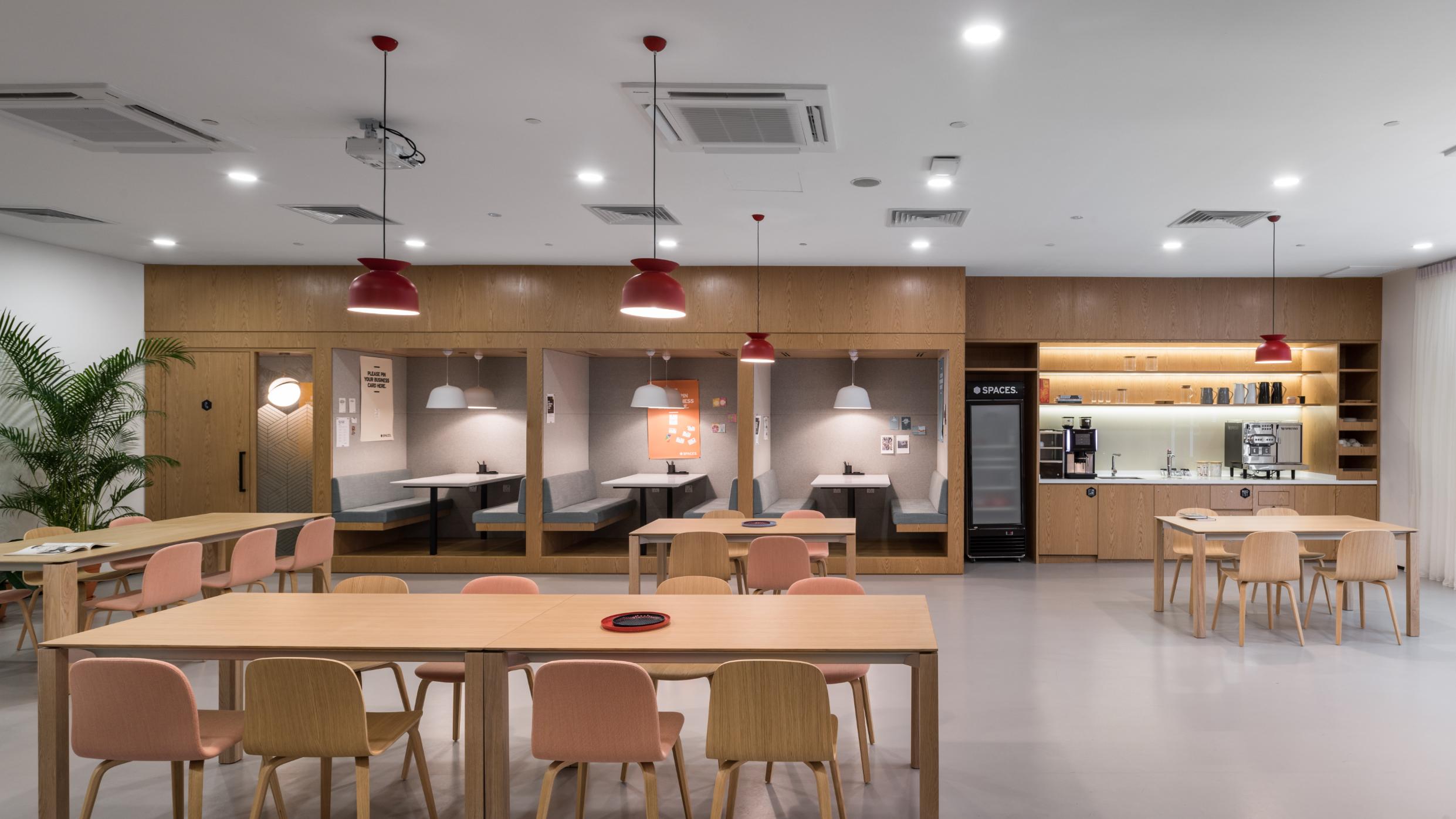 co-working-cafe-dining-area-and-pantry