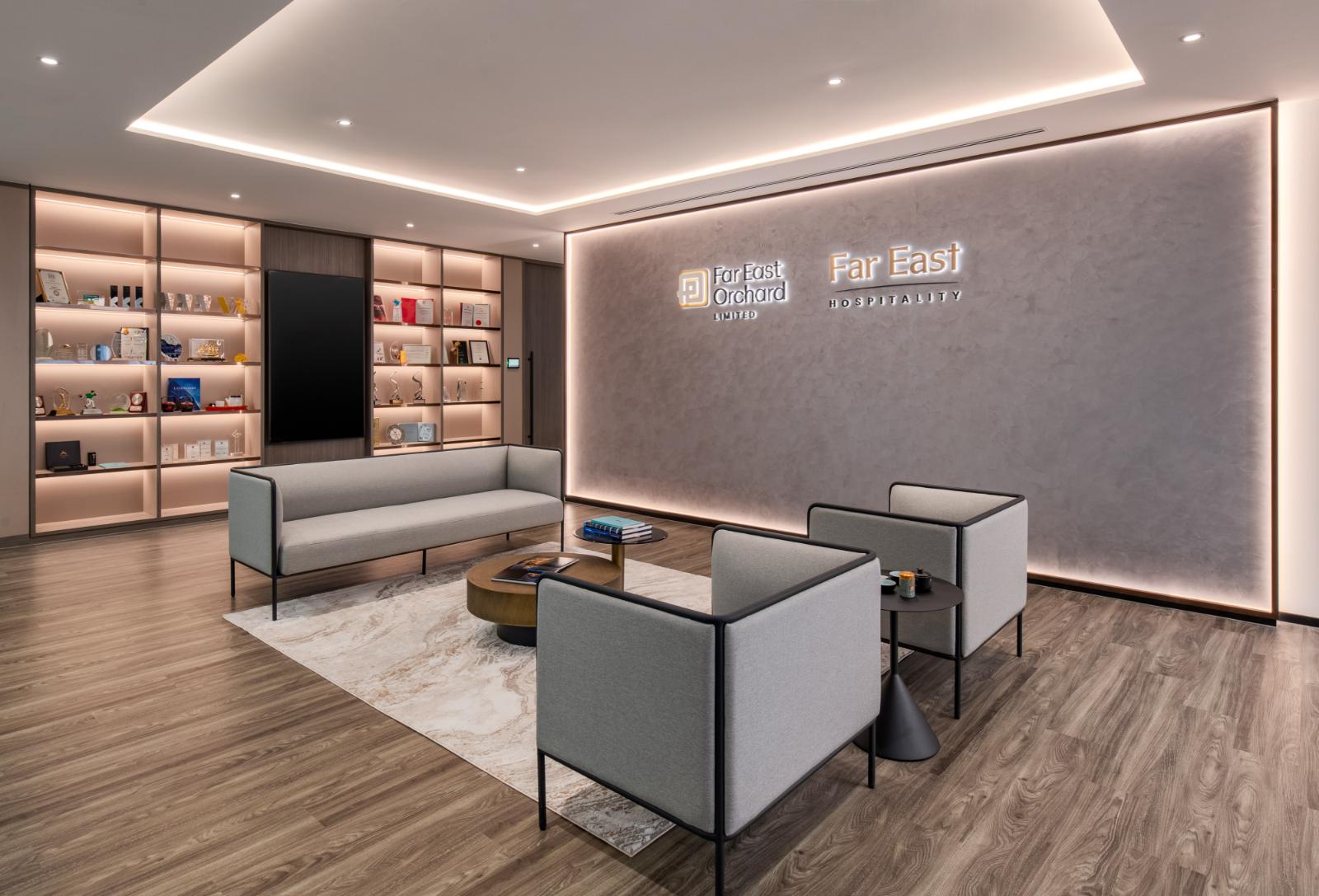 modern-pantry-area-with-wooden-floor