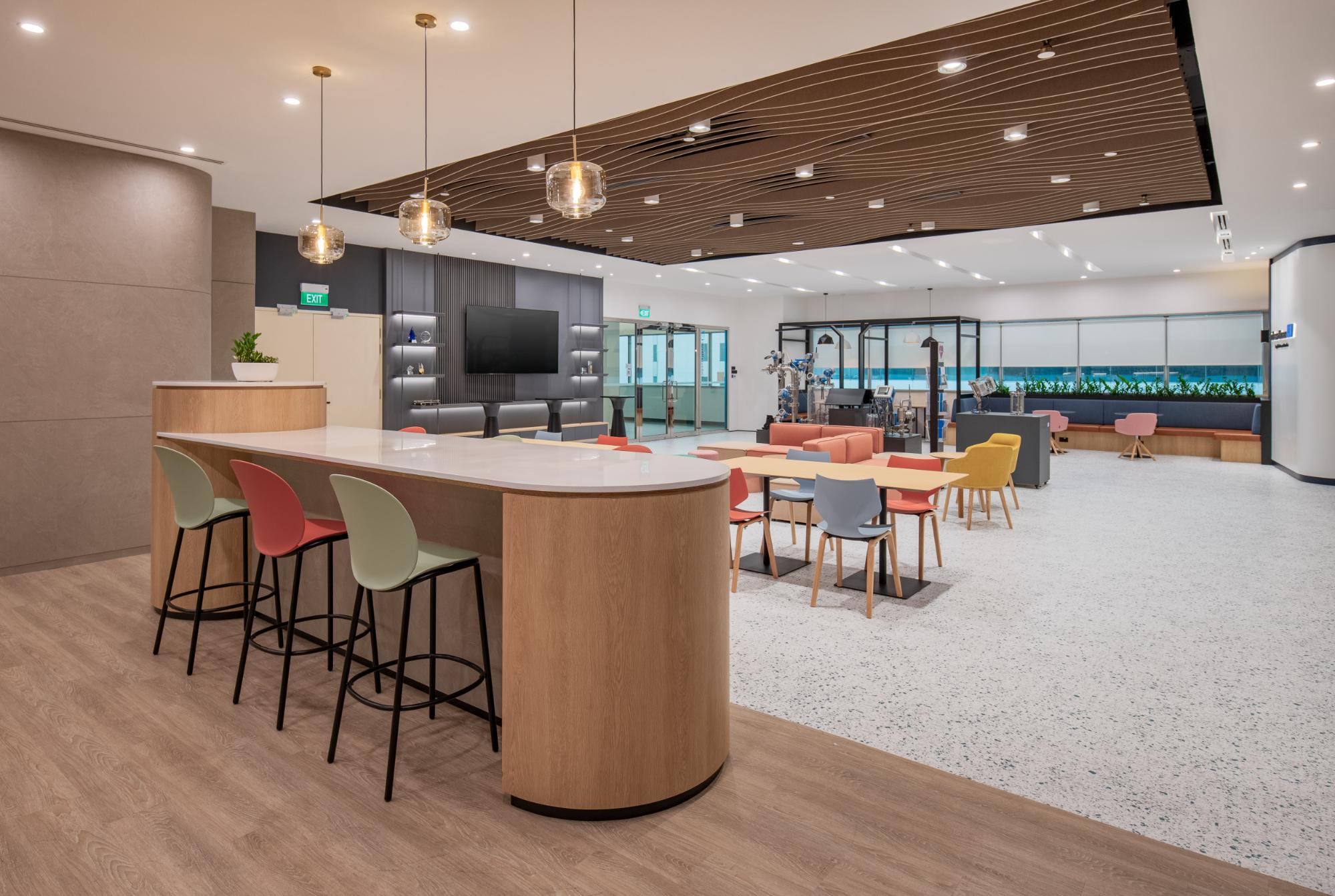 modern-pantry-office-breakout-area